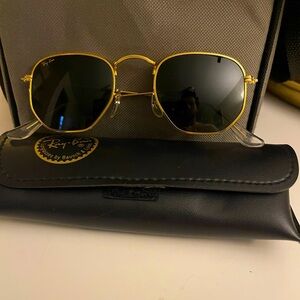 Vintage Ray-Bans (unsure of model)